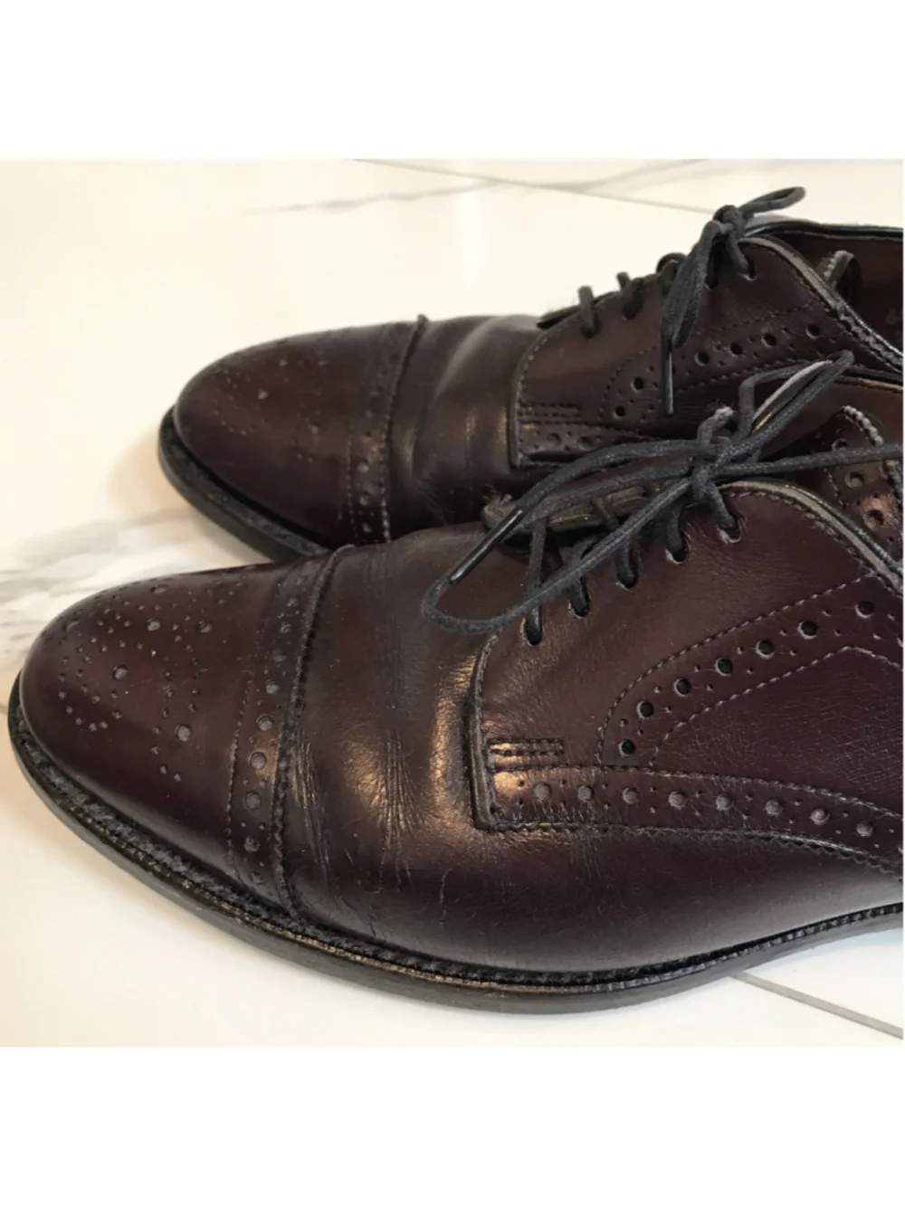 Allen Edmonds Burgundy Leather Lexington Cap Toe Lace Up Oxford Shoes 6.5